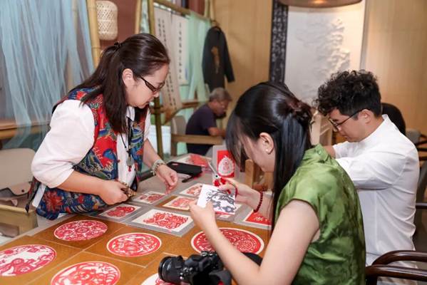 clip_image002.jpg clip_image002.jpg